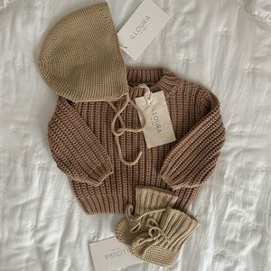 NWT ILLOURA THE LABEL BUNDLE SET